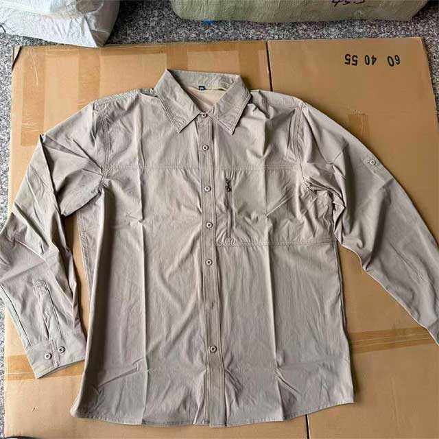 Khaki-Shirt